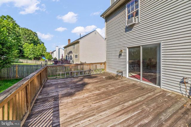 10711 FEATHERSTONE DR, Fort Washington, MD 20744