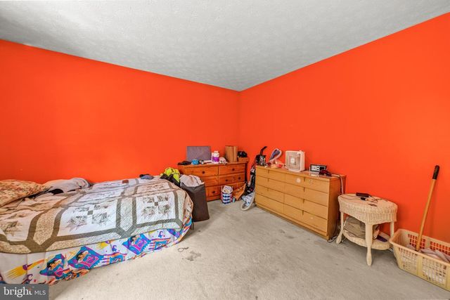 10711 FEATHERSTONE DR, Fort Washington, MD 20744
