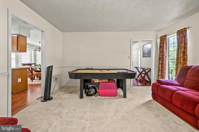 10711 FEATHERSTONE DR, Fort Washington, MD 20744