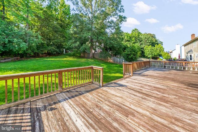 10711 FEATHERSTONE DR, Fort Washington, MD 20744