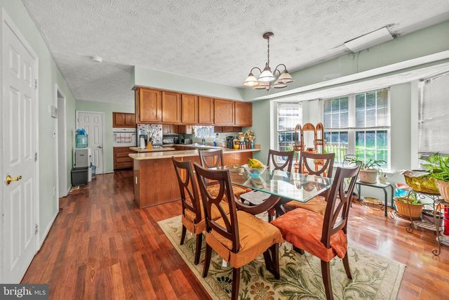 10711 FEATHERSTONE DR, Fort Washington, MD 20744
