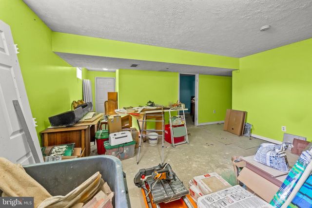 10711 FEATHERSTONE DR, Fort Washington, MD 20744