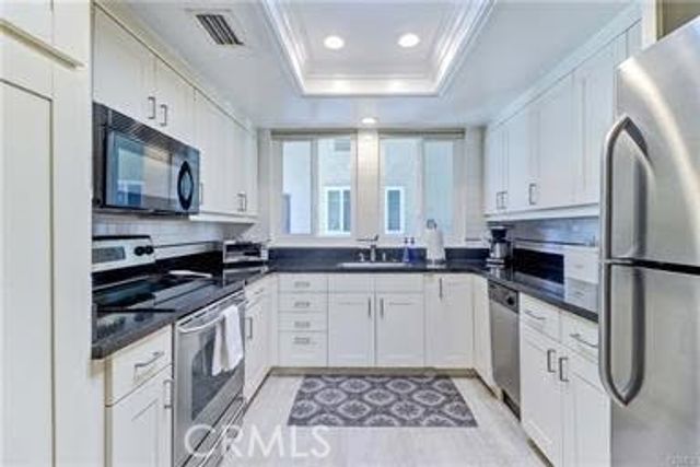 56 Calle Cadiz S, Laguna Woods, CA 92637