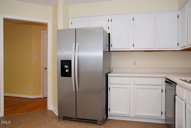 1015 Oak Lake Court, Raleigh, NC 27606