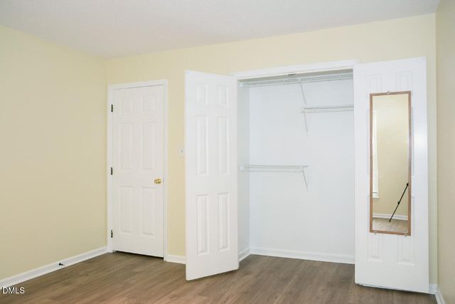 1015 Oak Lake Court, Raleigh, NC 27606