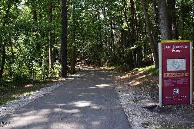 1015 Oak Lake Court, Raleigh, NC 27606