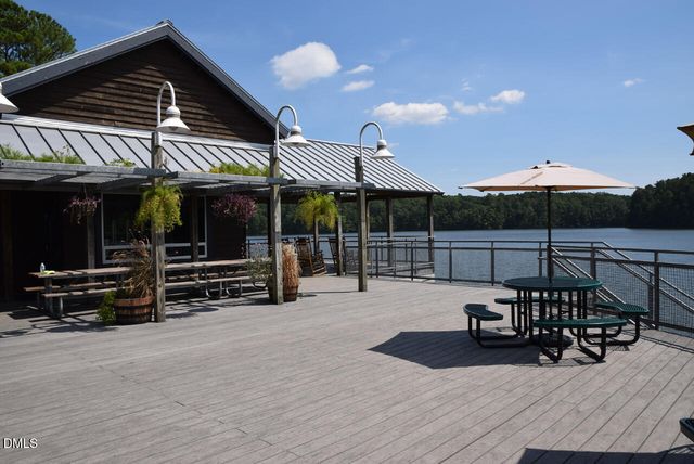 1015 Oak Lake Court, Raleigh, NC 27606