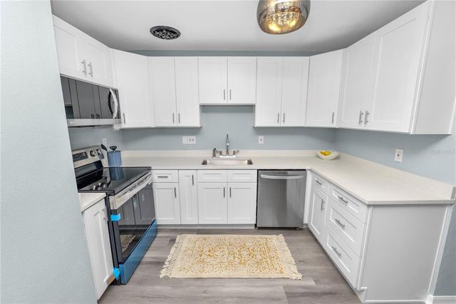 1220 WOODLAND AVENUE, Lakeland, FL 33801