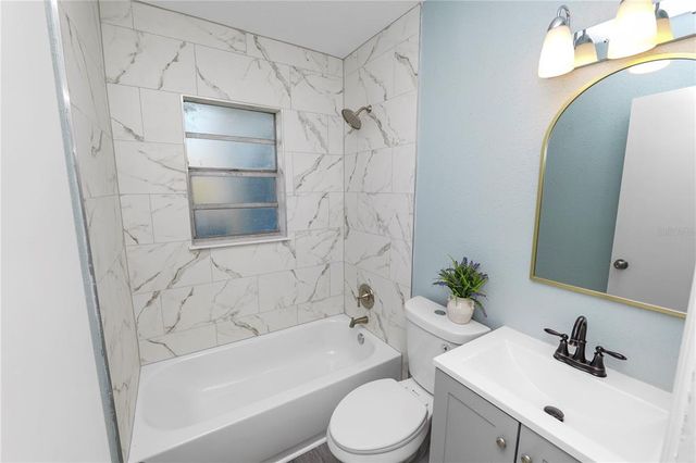 1220 WOODLAND AVENUE, Lakeland, FL 33801