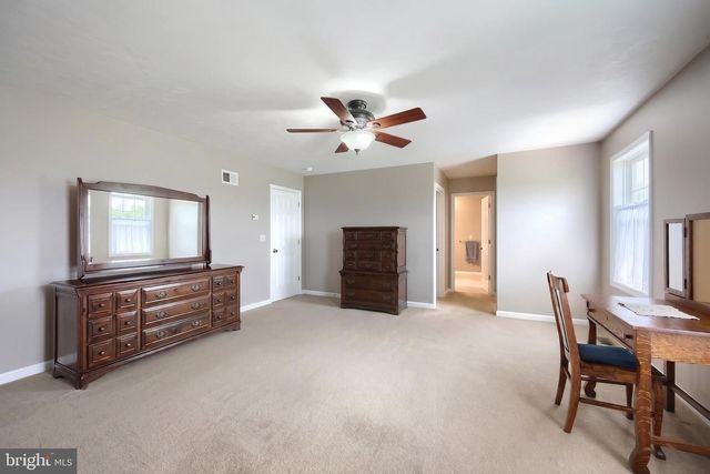 1125 BELMONT RD, Gettysburg, PA 17325