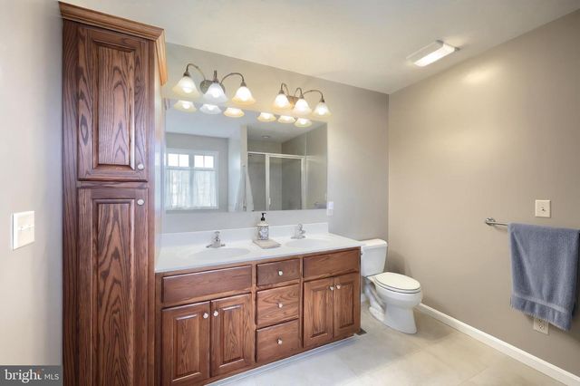 1125 BELMONT RD, Gettysburg, PA 17325