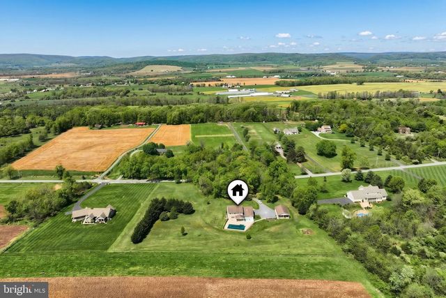 1125 BELMONT RD, Gettysburg, PA 17325