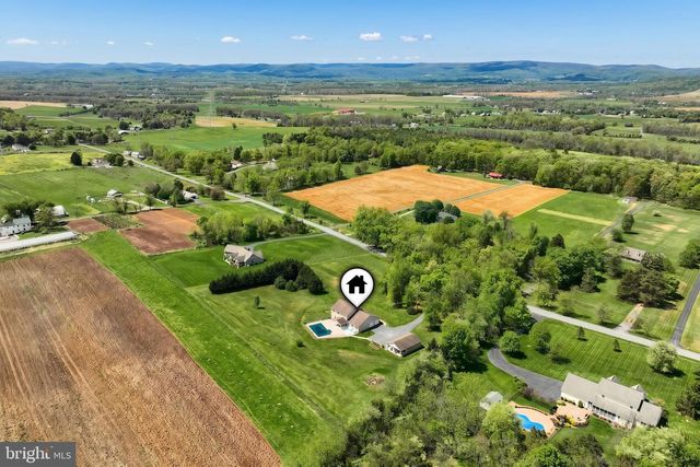 1125 BELMONT RD, Gettysburg, PA 17325