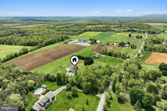 1125 BELMONT RD, Gettysburg, PA 17325