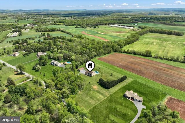 1125 BELMONT RD, Gettysburg, PA 17325