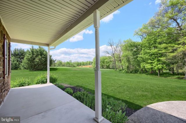 1125 BELMONT RD, Gettysburg, PA 17325
