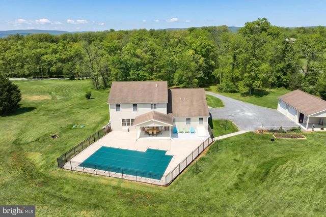 1125 BELMONT RD, Gettysburg, PA 17325
