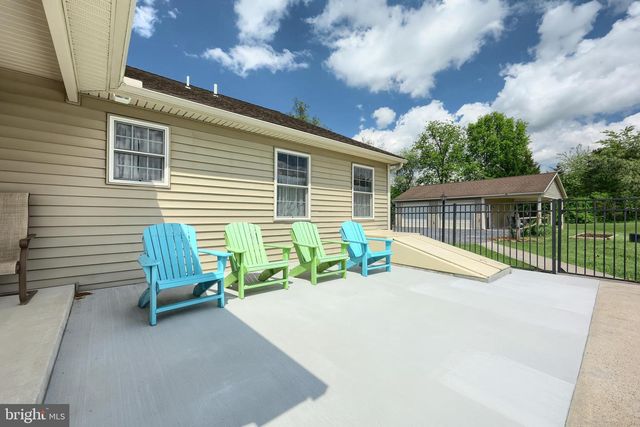 1125 BELMONT RD, Gettysburg, PA 17325