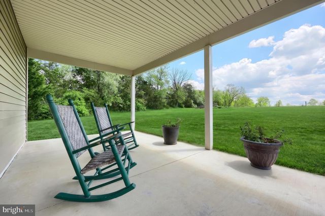 1125 BELMONT RD, Gettysburg, PA 17325