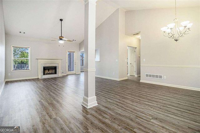 28 Lanier Crossing, Hiram, GA 30141