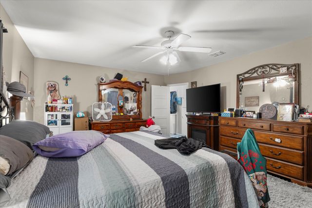 805 Avenue C, Levelland, TX 79336