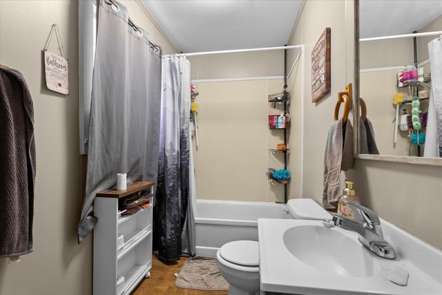 805 Avenue C, Levelland, TX 79336