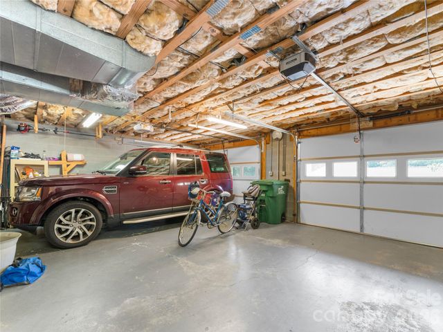 121 Churchill Downs Drive, Fairview, NC 28730