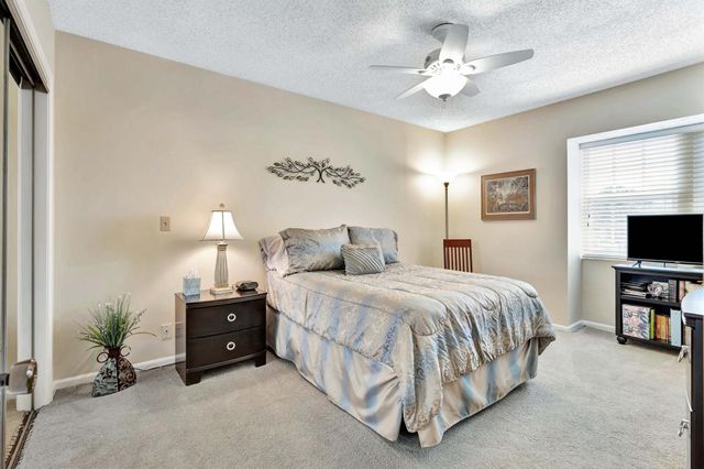 11571 Winchester Drive 27 D, Palm Beach Gardens, FL 33410