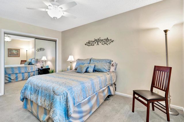 11571 Winchester Drive 27 D, Palm Beach Gardens, FL 33410