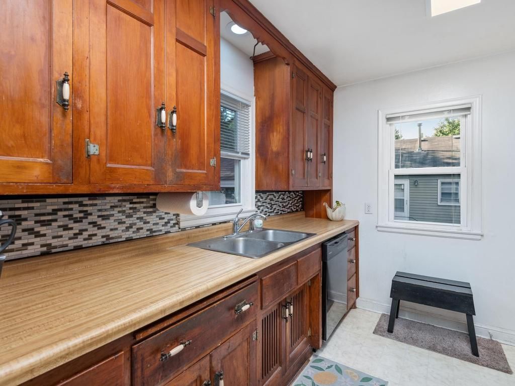 325 5th Avenue N, Hopkins, MN 55343 — photo 5