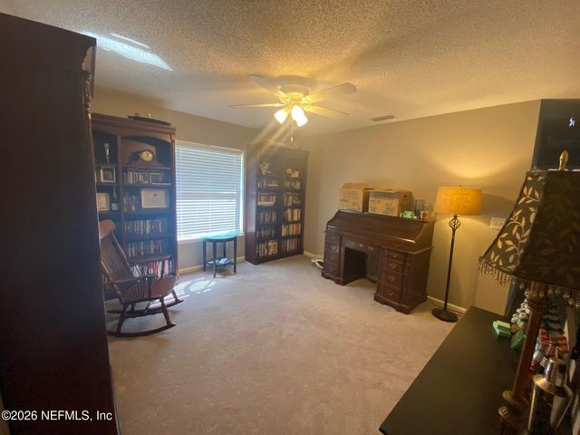 7043 VALLEY CREST Court, Jacksonville, FL 32277