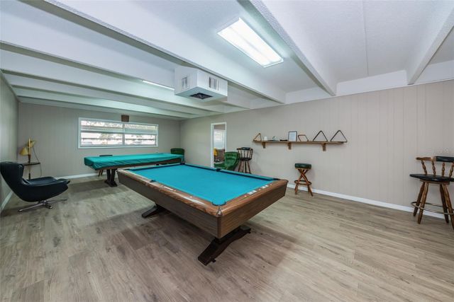 9940 47TH AVENUE N 105, St Petersburg, FL 33708