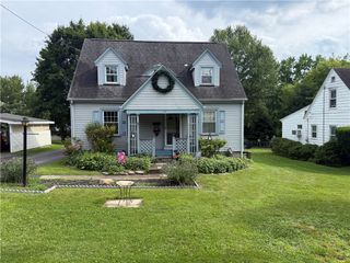 105 W Clen Moore BOULEVARD, Neshannock Twp, PA 16105