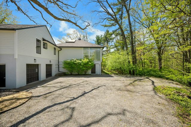380 Cross River Road, Katonah, NY 10536