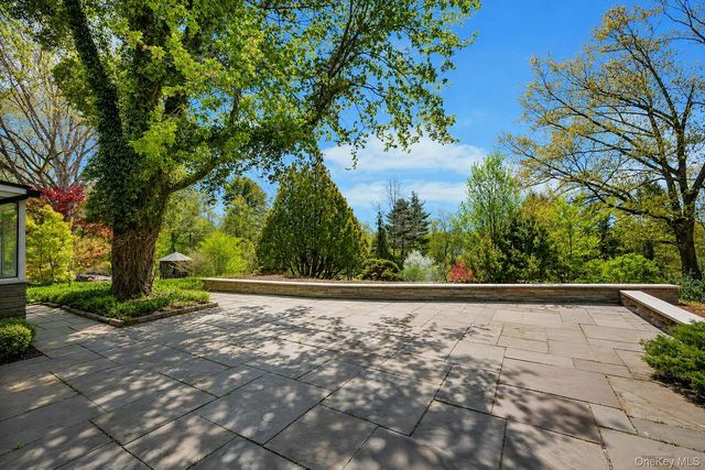 380 Cross River Road, Katonah, NY 10536