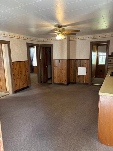 15 Brook Street, Webster, MA 01570