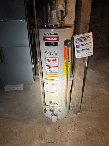 15 Brook Street, Webster, MA 01570