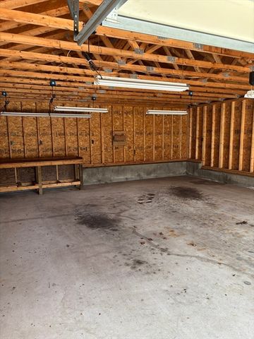 15 Brook Street, Webster, MA 01570