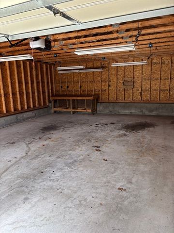 15 Brook Street, Webster, MA 01570