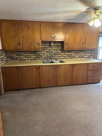 15 Brook Street, Webster, MA 01570