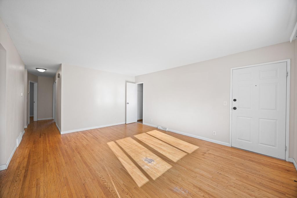 5936 Washburn Avenue S, Minneapolis, MN 55410 — photo 3