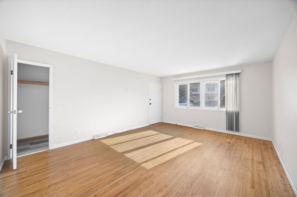5936 Washburn Avenue S, Minneapolis, MN 55410 — photo 4