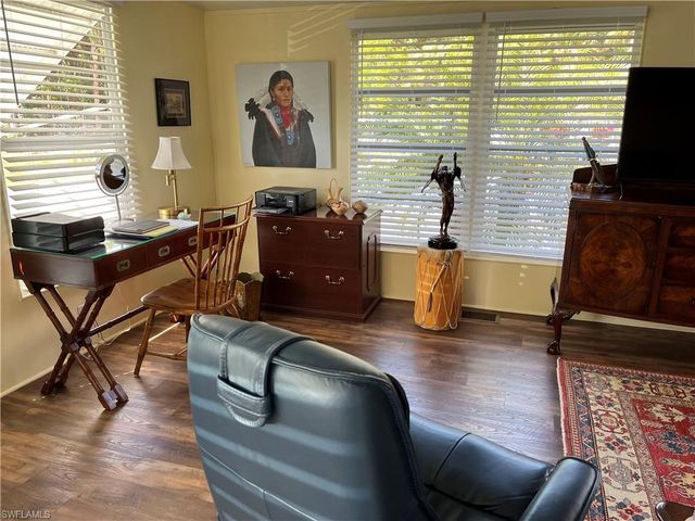 1 Zircon DR 1Z, Naples, FL 34114