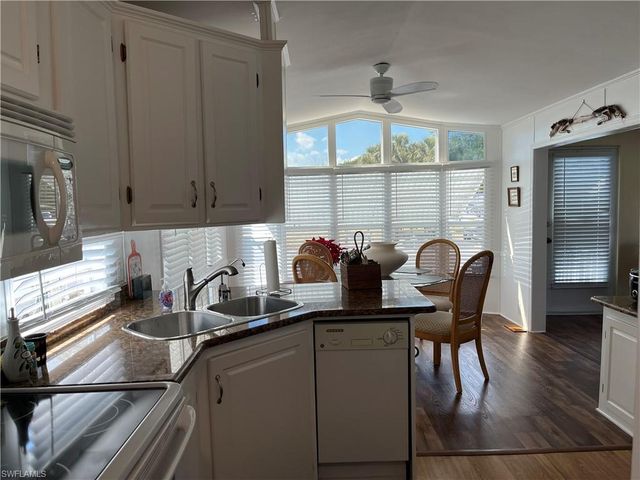 1 Zircon DR 1Z, Naples, FL 34114