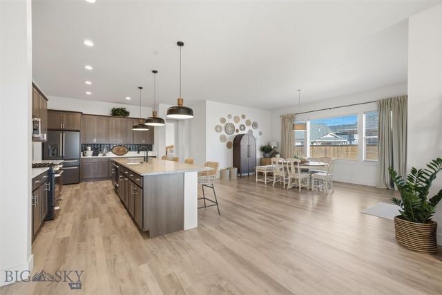 1718 Wyatt Earp Court, Belgrade, MT 59714