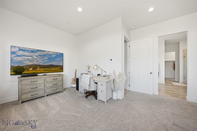 1718 Wyatt Earp Court, Belgrade, MT 59714