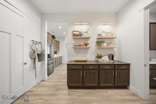 1718 Wyatt Earp Court, Belgrade, MT 59714