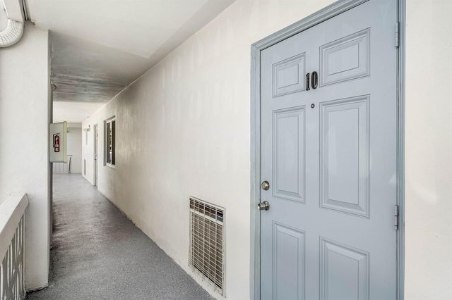 628 Southwind Circle, North Palm Beach, FL 33408