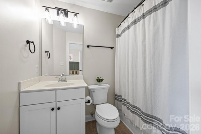 233 Hurston Circle, Charlotte, NC 28208