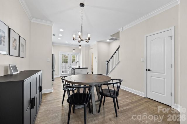 233 Hurston Circle, Charlotte, NC 28208